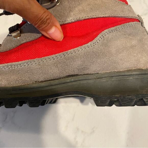 Vintage Vasque Hiking Boots Made in Italy Ankle Suede Gray Skywalk size 7.5 - Picture 9 of 15